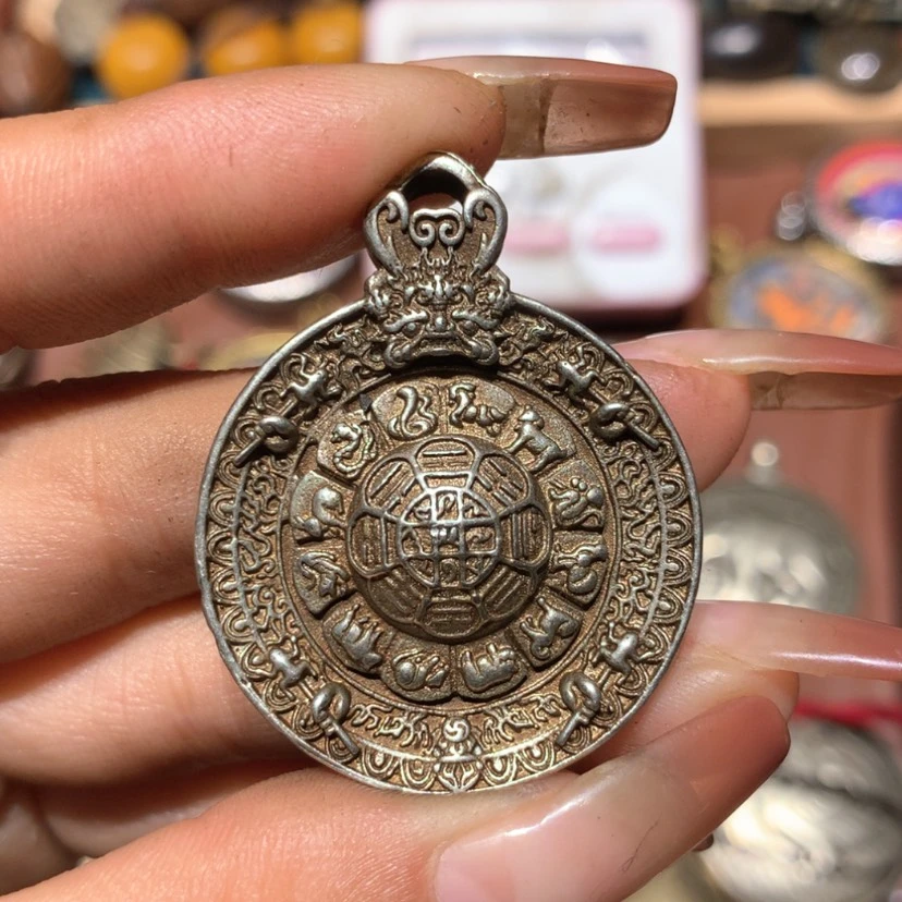 【闪购商品】琉璃颈饰