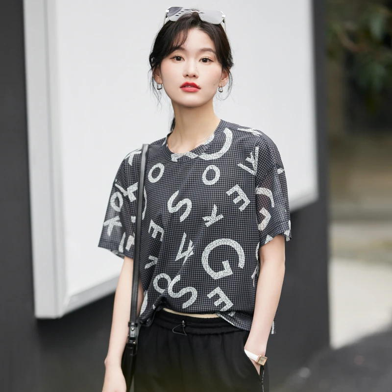 风笛2023秋季新款T恤女百搭休闲圆领短袖薄款格子字母套头上衣