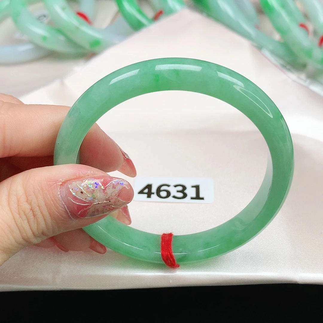 翡翠手镯未镶嵌缅甸天然翡翠a