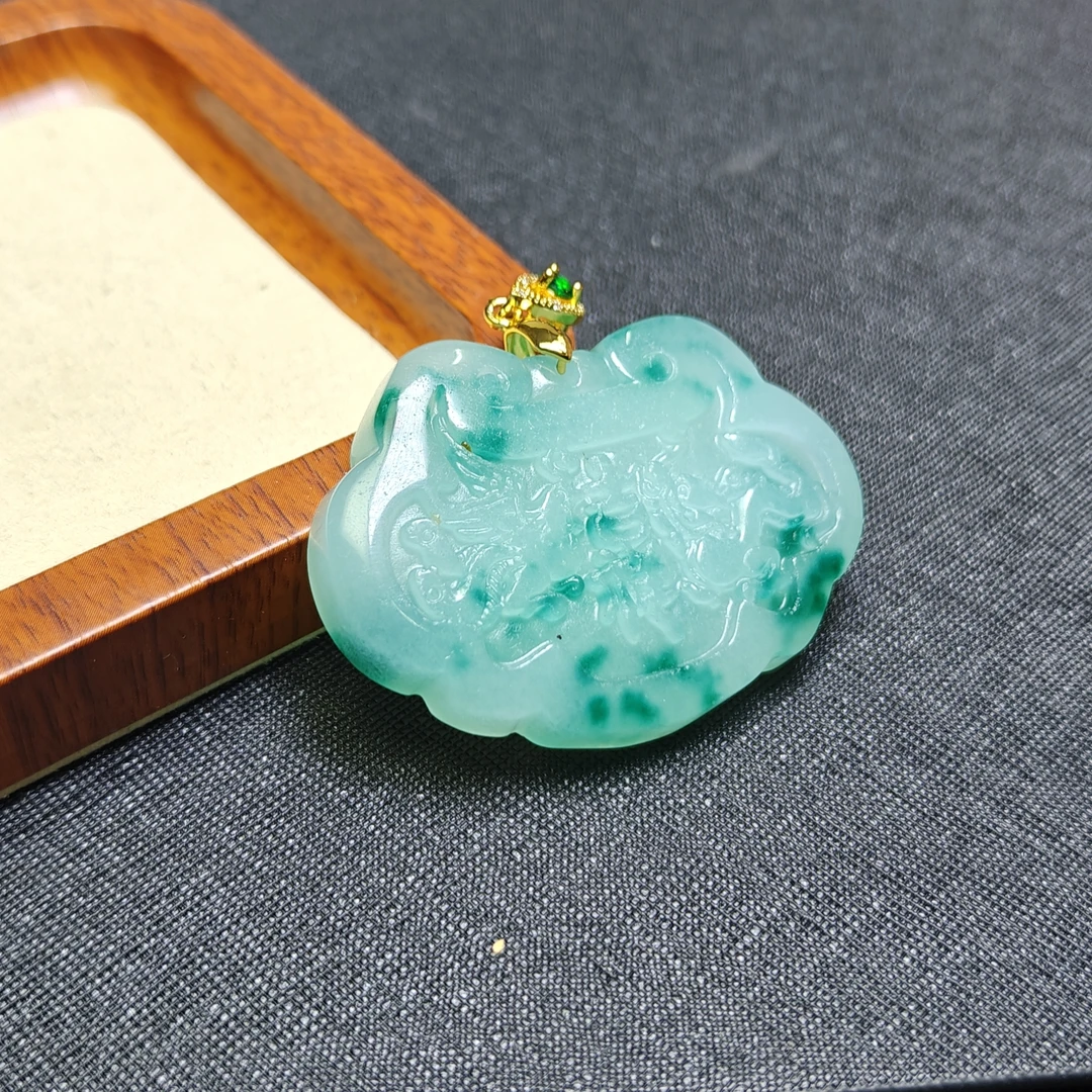 [停业清货]缅甸冰底绿飘花如意锁吊坠-赠链-315-多样性发一