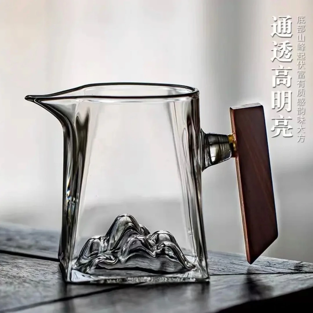 创意天圆地方木把观山公道杯  手工高硼硅耐热玻璃公杯家用分茶器