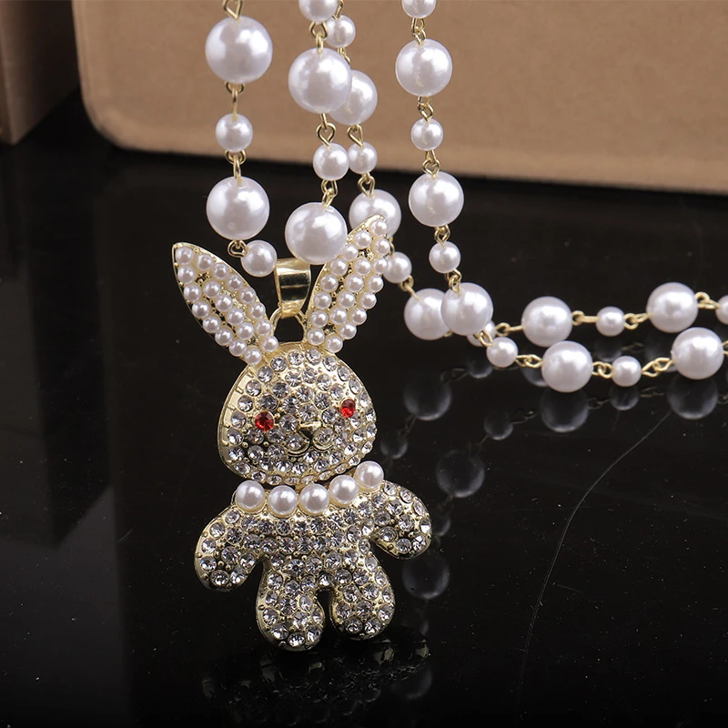 铜合金仿珍珠项链 新品长款时尚兔斯基吊坠挂链气质网红毛衣链