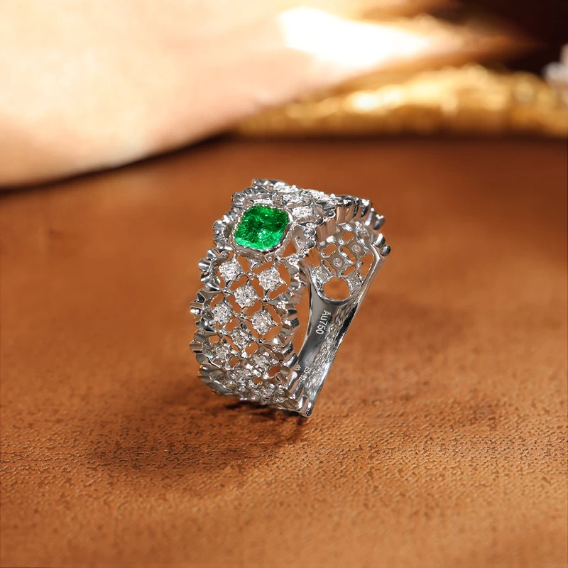 18K金天然祖母绿戒指镶嵌钻石时尚轻奢珠宝宝石气质复古