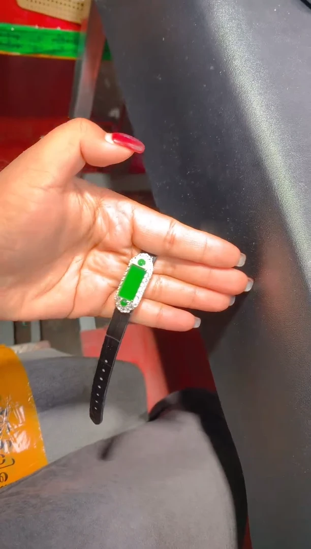 【闪购商品】定制翡翠未镶嵌99定制翡翠-多样性发货 {发其 一}