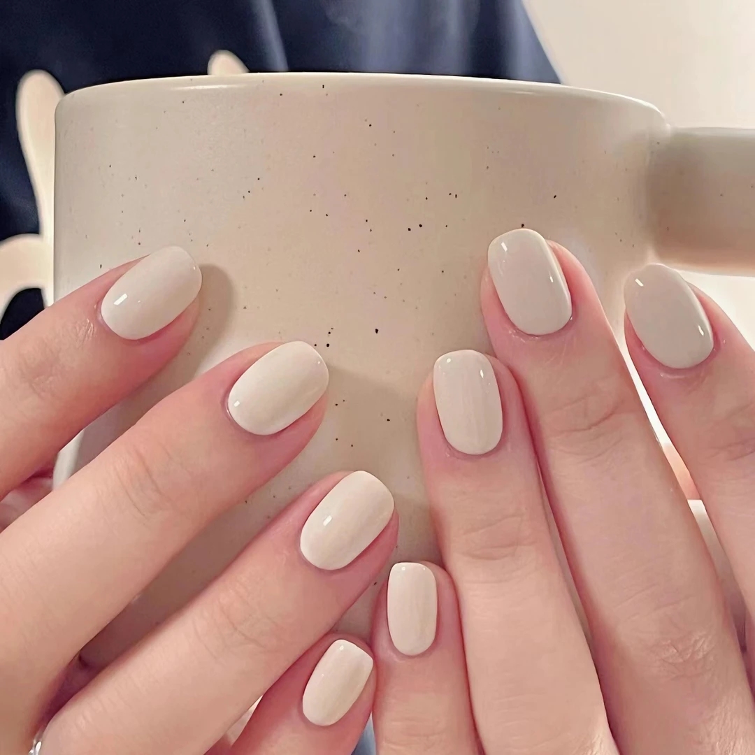 ins风奶油白手工穿戴甲显白色系学生孕妇可佩戴包邮穿戴甲短款