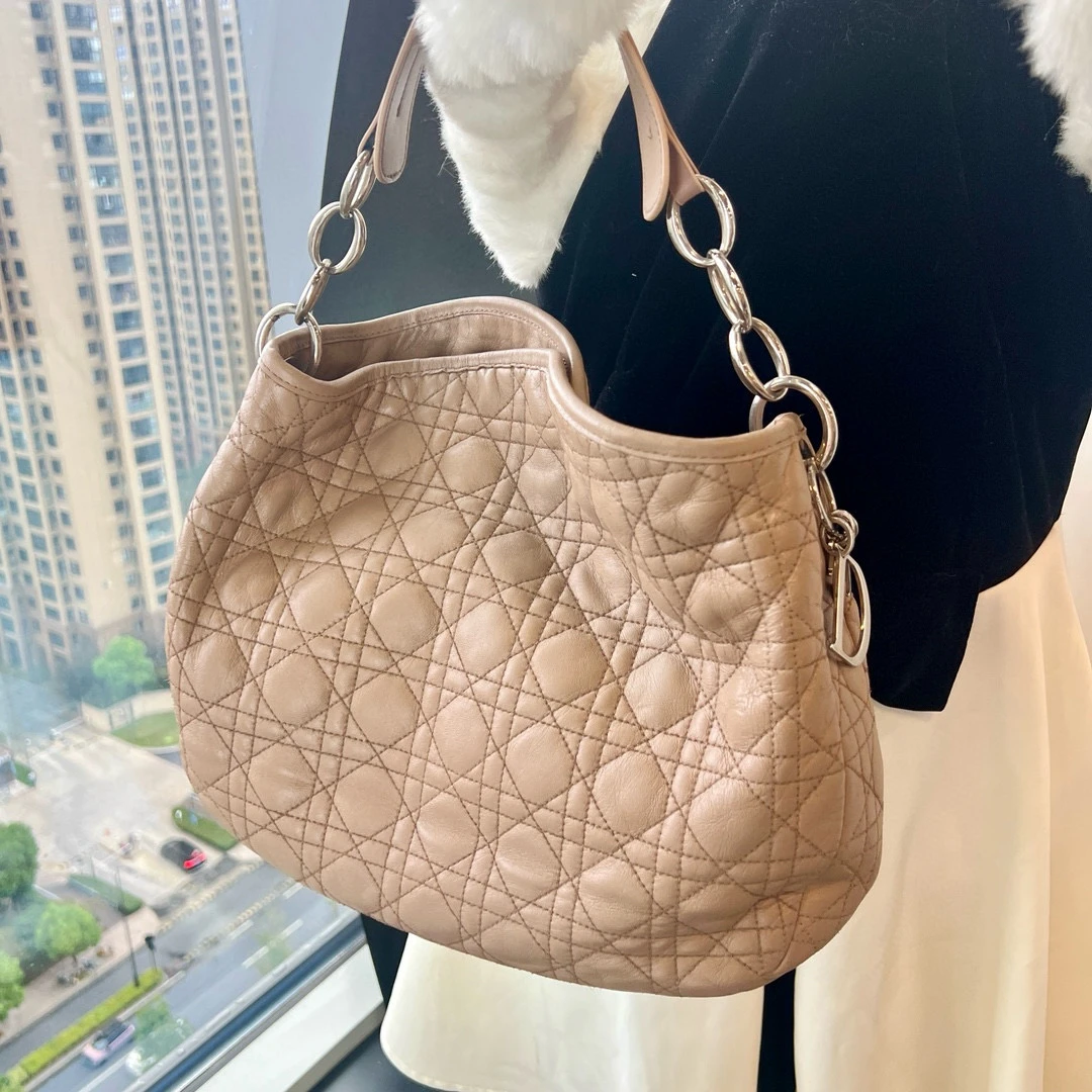 95新 DIOR/迪奥 dior 奶茶色菱格纹手提包