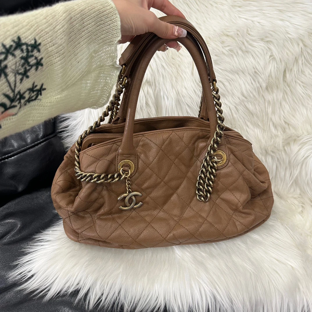 95新 Chanel/香奈儿  chanel奶茶色单肩手提流浪包