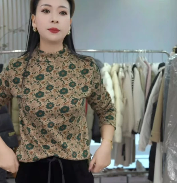 620#冬季加绒半高领保暖显瘦印花打底衫（XL~5XL90~165女式打底衫