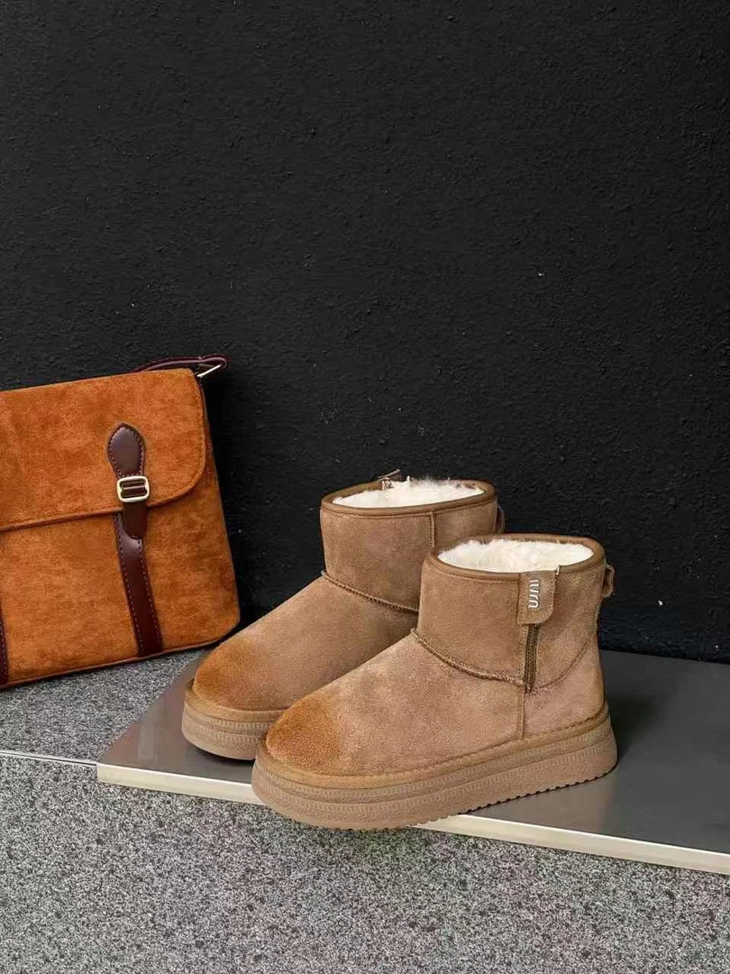 时尚百搭加绒加厚雪地靴女防滑短筒保暖棉鞋