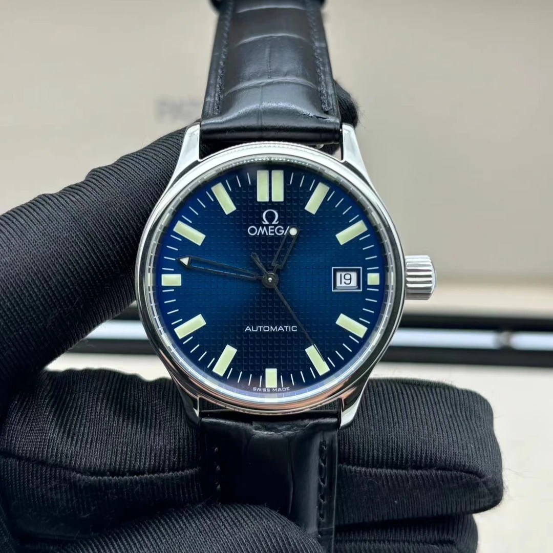 95新 Omega/欧米茄 海马/自动/36.5mm/公价25000