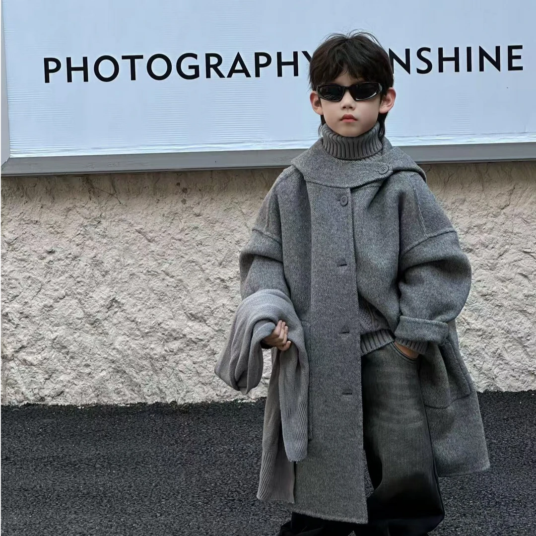 【橘子酱】冬季男童韩版加厚宽松洋气灰色高级感中长款毛呢大衣2024