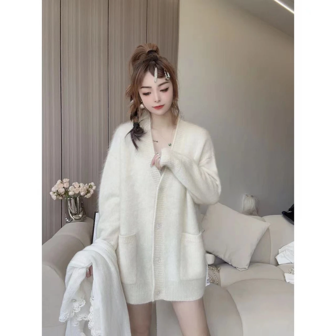 【初恋舒芙蕾】240347奶fufu软糯款拉绒V领羊绒开衫秋冬厚款百搭