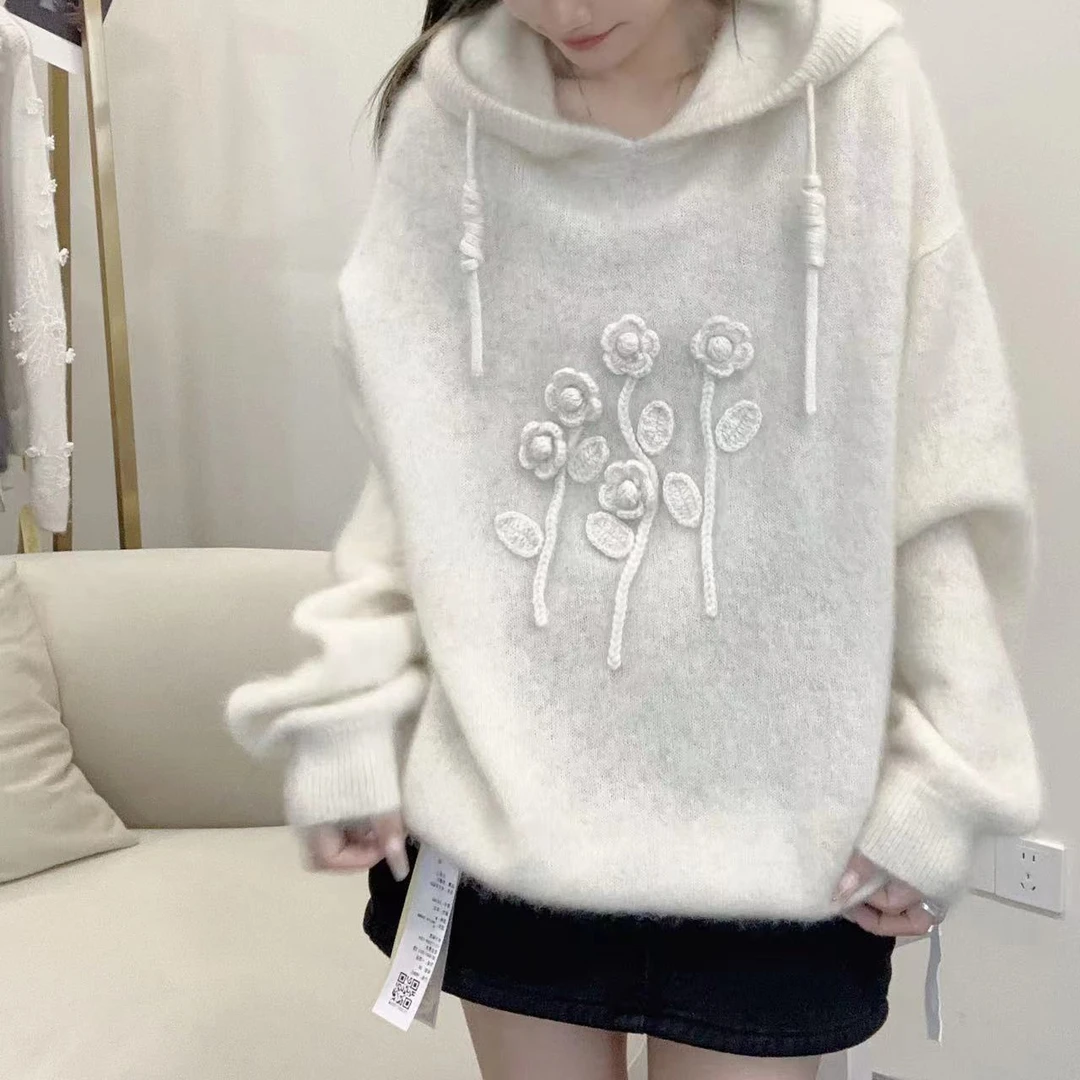 【100山羊绒拉绒】241446-立体手工玫瑰秋冬百搭针织帽衫