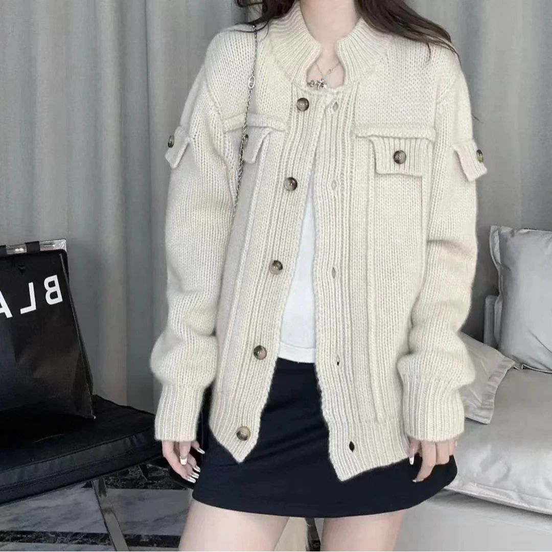 【100山羊绒】231448-热力感老钱风气质重工针织竖条纹立领羊绒衫