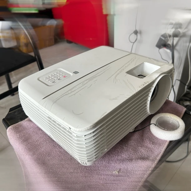 鸿基v6810 4k投影仪