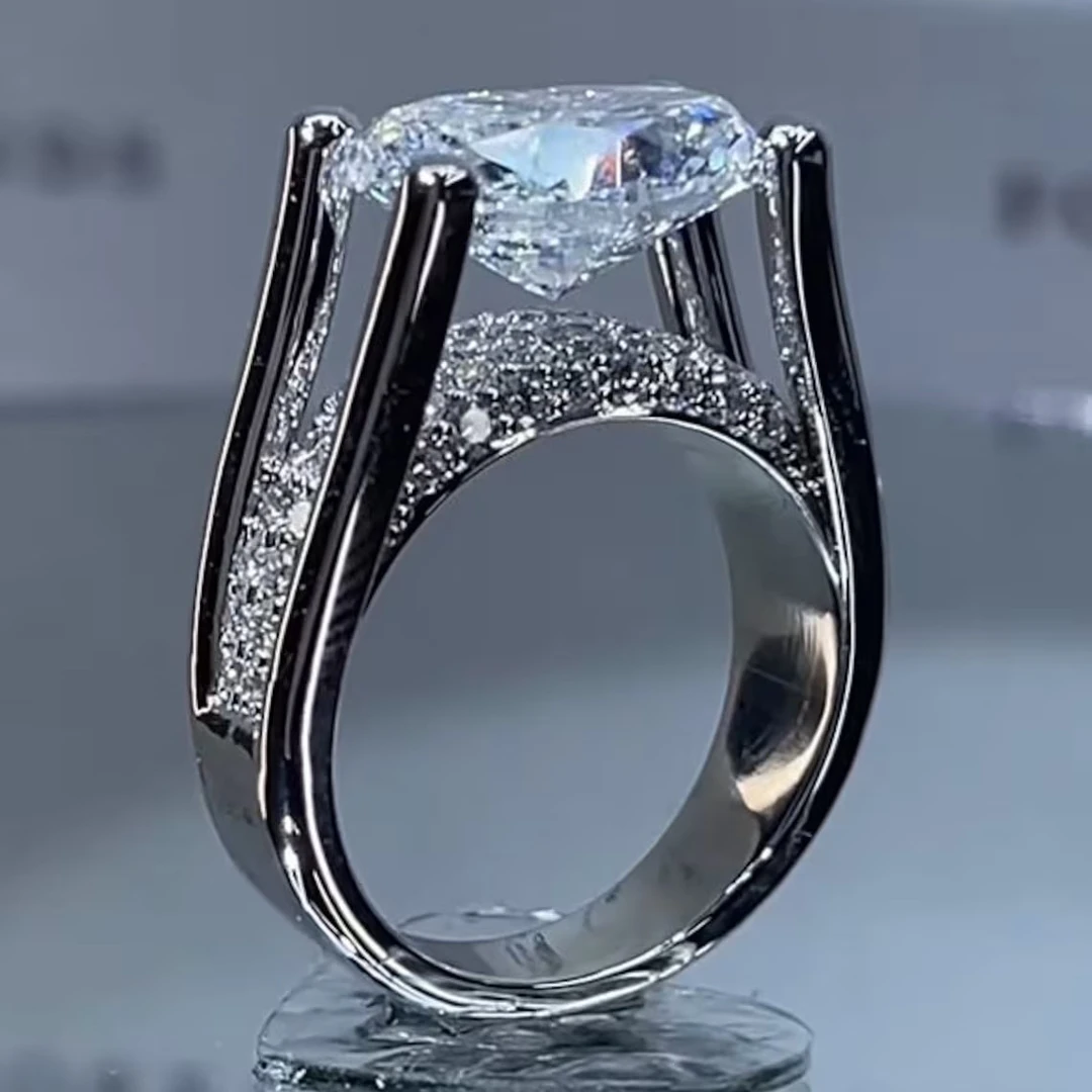 铜合金合成锆石戒指 Tc.4064新款蛋形高碳钻订婚戒指结婚周年纪念