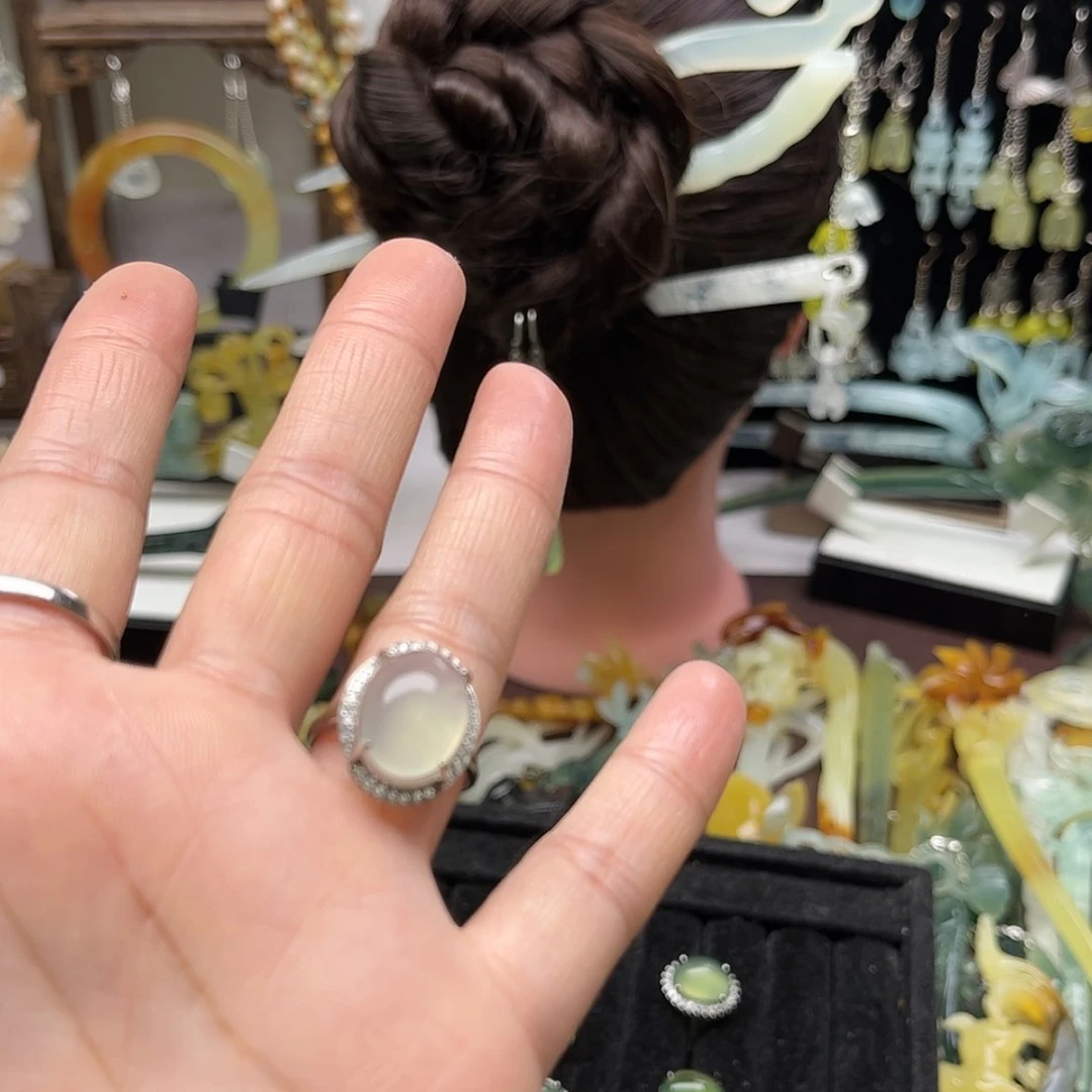 【闪购商品】蛇纹石玉发饰合金亲***橙