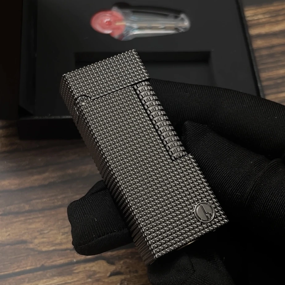 卡博特黑色巴黎钉 窄机煤油打火机