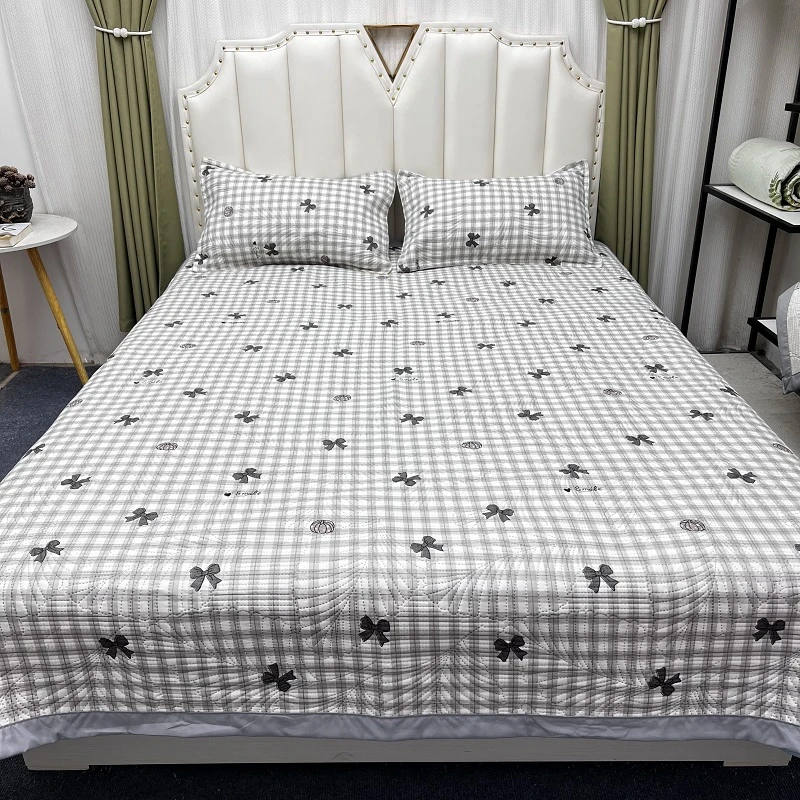 四季通用床盖亲肤双面防滑加厚榻榻米床盖可机洗双人床单夹棉网红