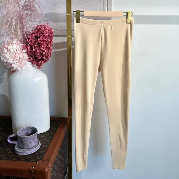 冬季上新~时尚简约纯色设计款打底裤 K1109