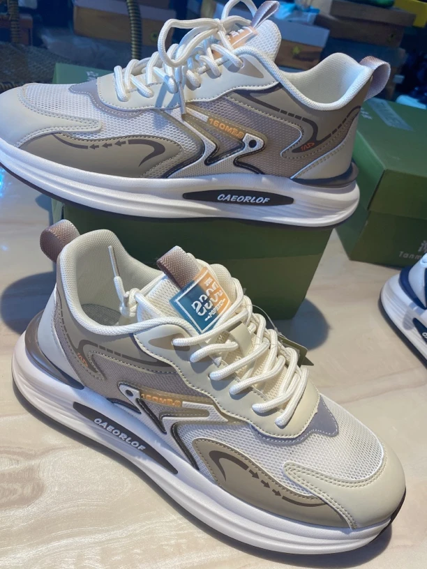 运动鞋休闲透气网面