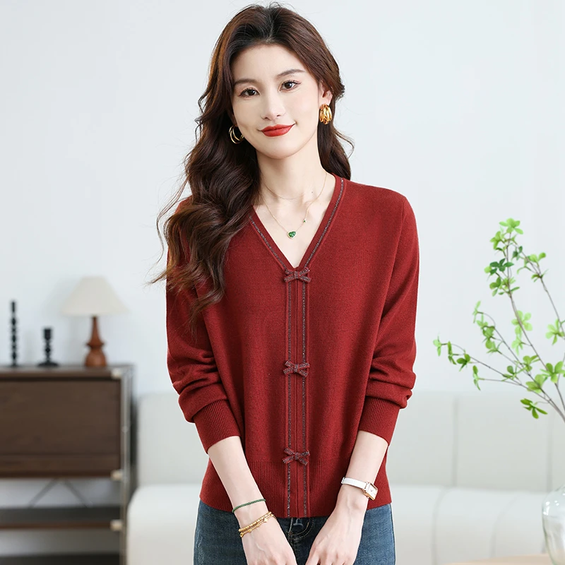 设计感上衣女士冬季内搭可外穿V领时髦蝴蝶结长袖毛衣春秋针织衫