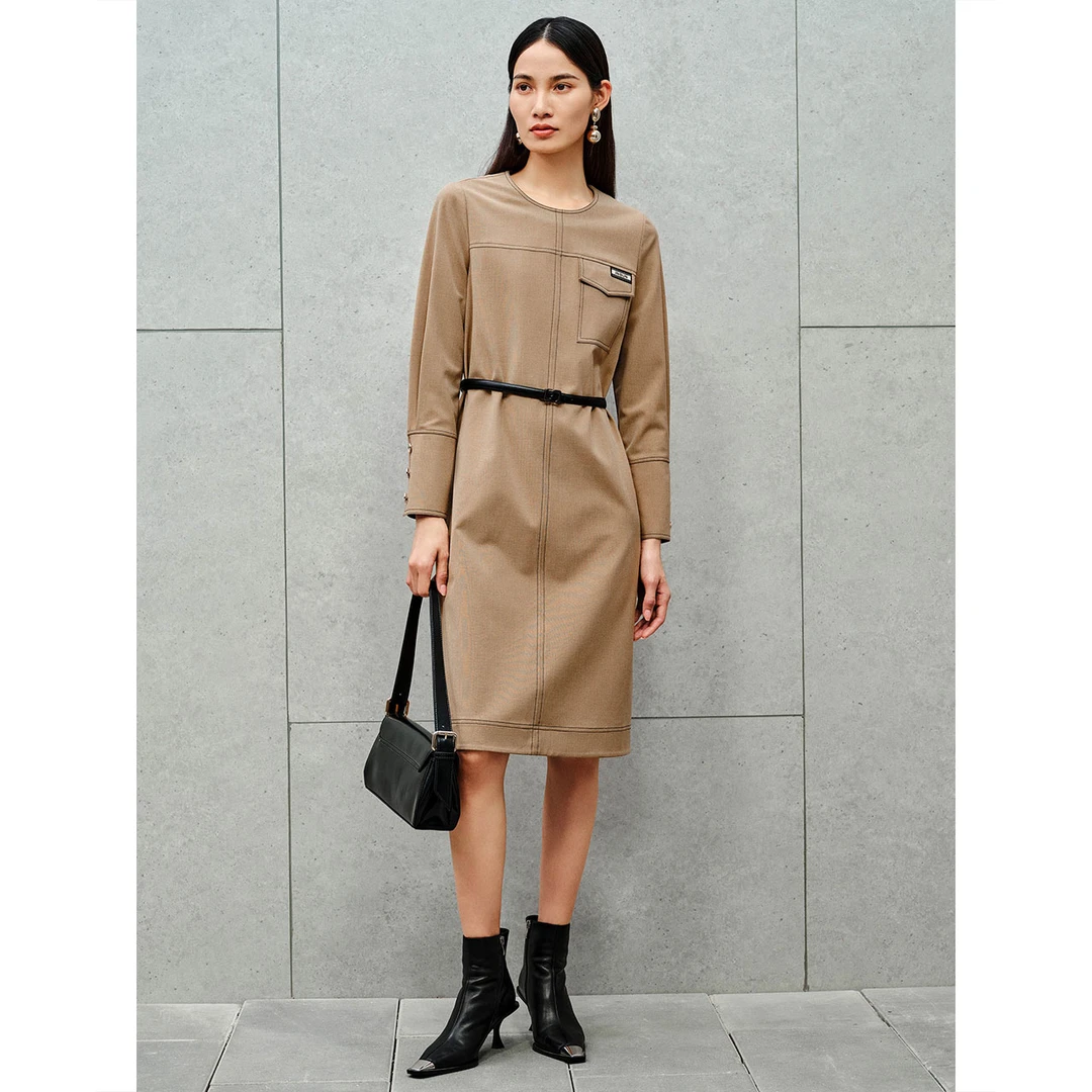 INSUN恩裳秋季简洁气质圆领明线装饰宽松微弹连衣裙9C63305350