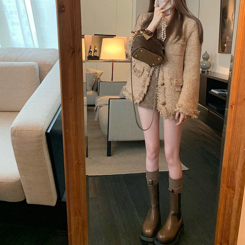 秋冬毛边设计高级感小众上衣小香风外套女小个子牛仔加绒轻奢短款