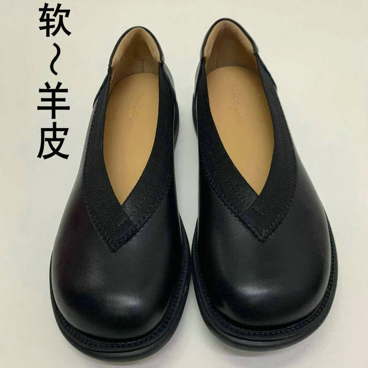 ESKEIN软面羊皮v口奶奶鞋方头软底加宽加肥大码41一43码法式复古