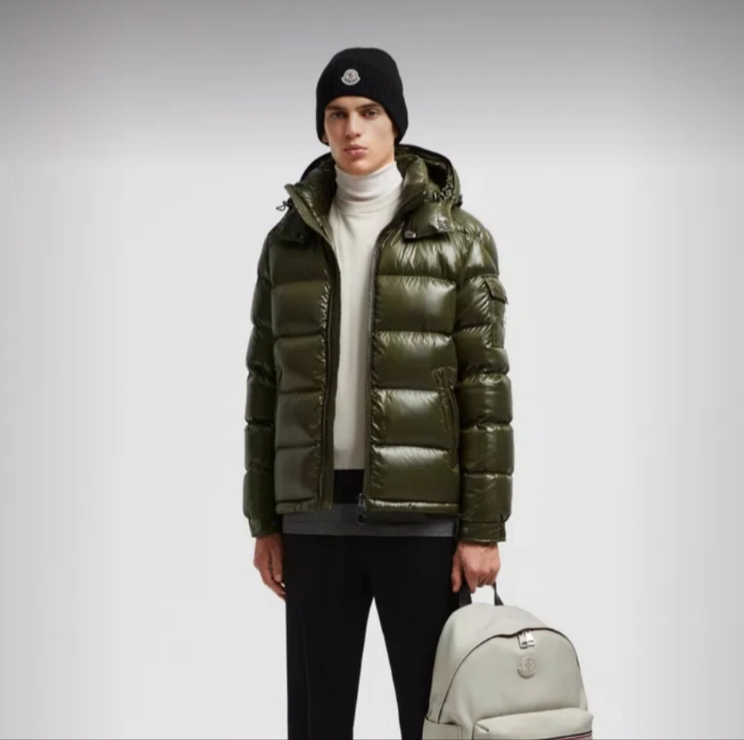 未使用 MONCLER 盟可睐蒙口/GG/maya男女同款绿色羽绒服