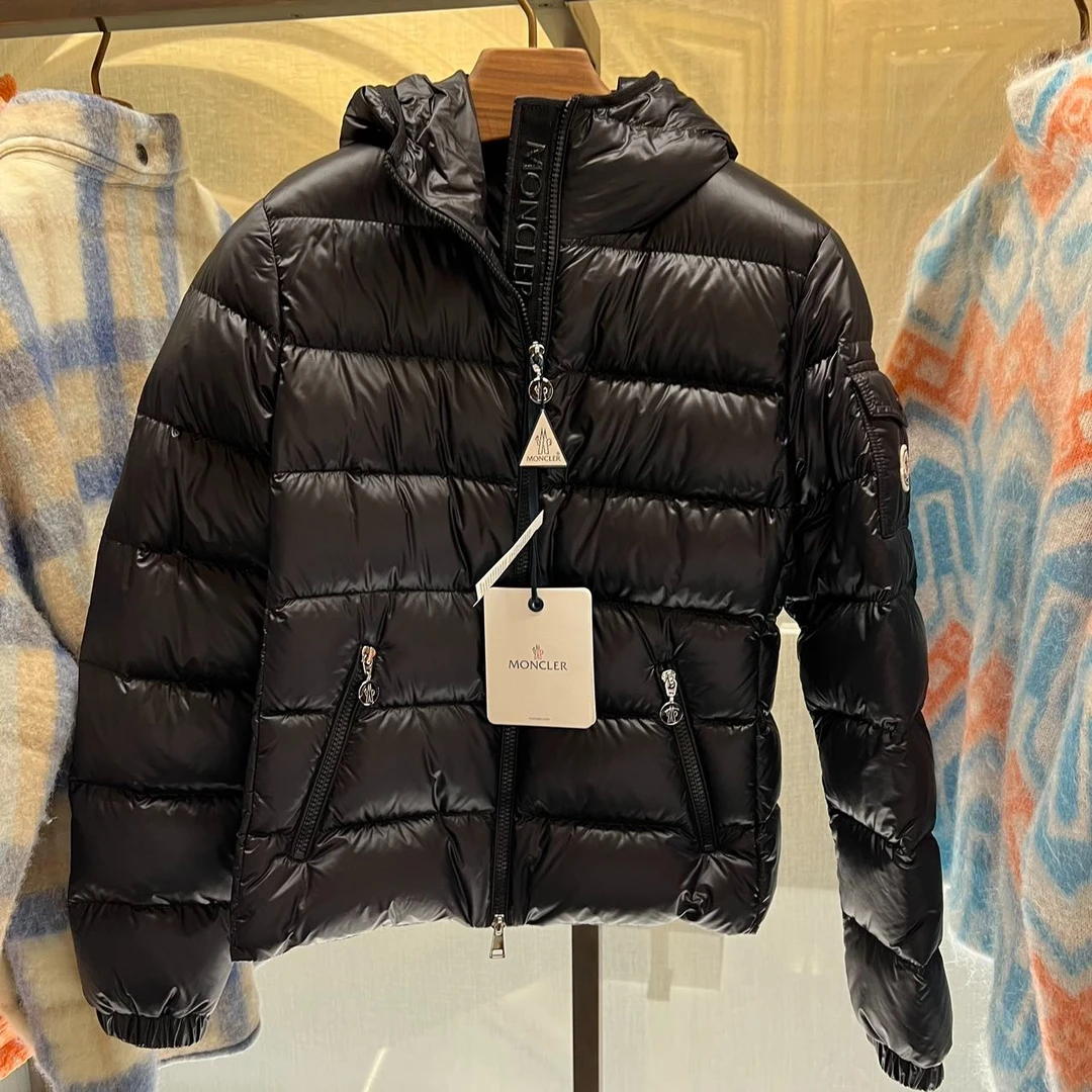 全新未使用 MONCLER 盟可睐/GG/女士外套经典时尚羽绒服GLES