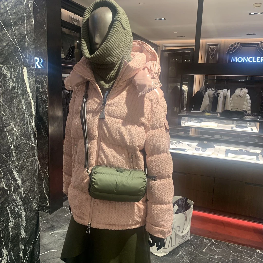 全新未使用 MONCLER 盟可睐蒙口/GG/Oreti女士针织绳绒羽绒夹克