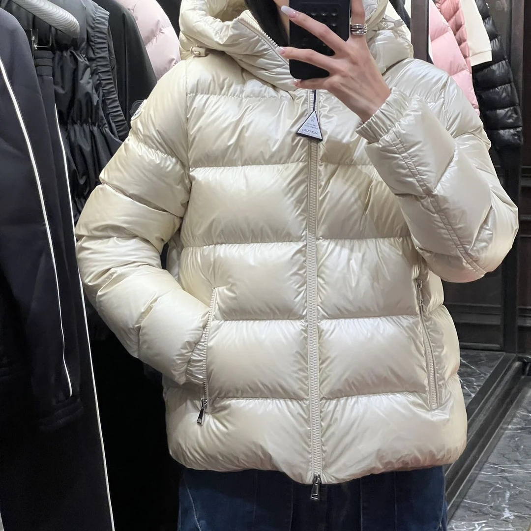 未使用 MONCLER 盟可睐蒙口/GG/BIRON女士羽绒服外套
