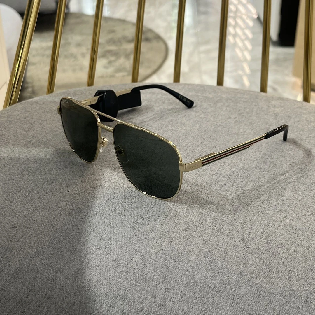未使用 GUCCI/古驰 /GG/ 新款经典时尚百搭黑色墨镜 GG1223S