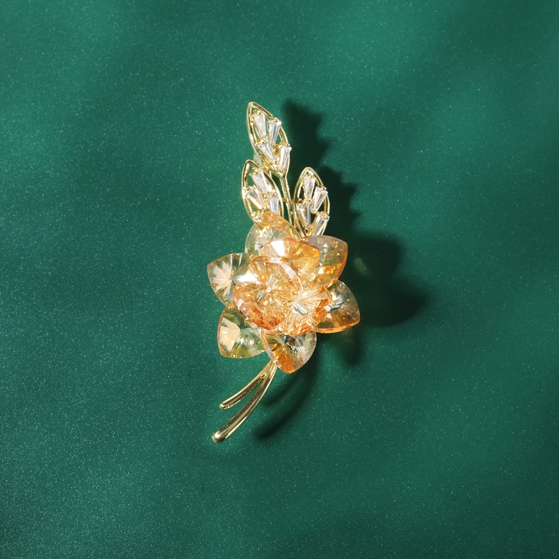 铜合金胸针 高级感花朵胸针轻奢显气质女胸花 7300