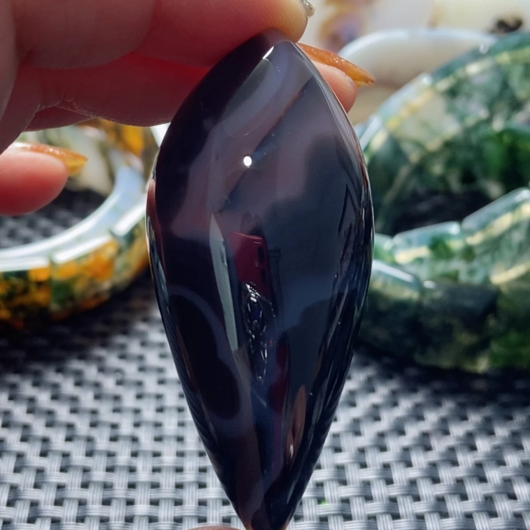 玛瑙/玉髓颈饰未镶嵌青**质