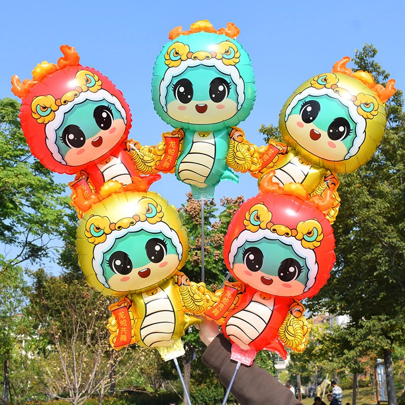 2025新年春节蛇年地推摆摊小礼品带杆充气发箍那个福蛇手持气球