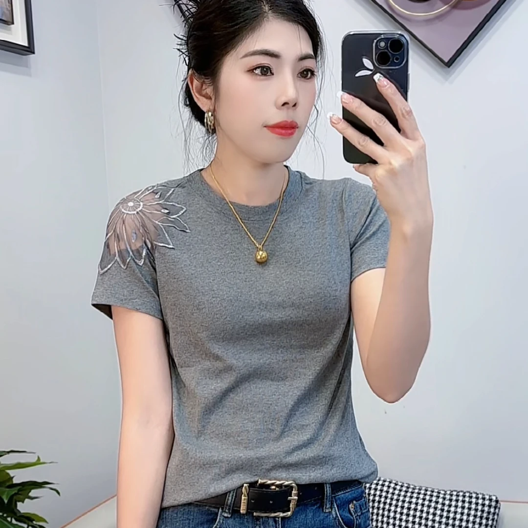 月月家，夏款圆领设计感时尚百搭短袖女6631