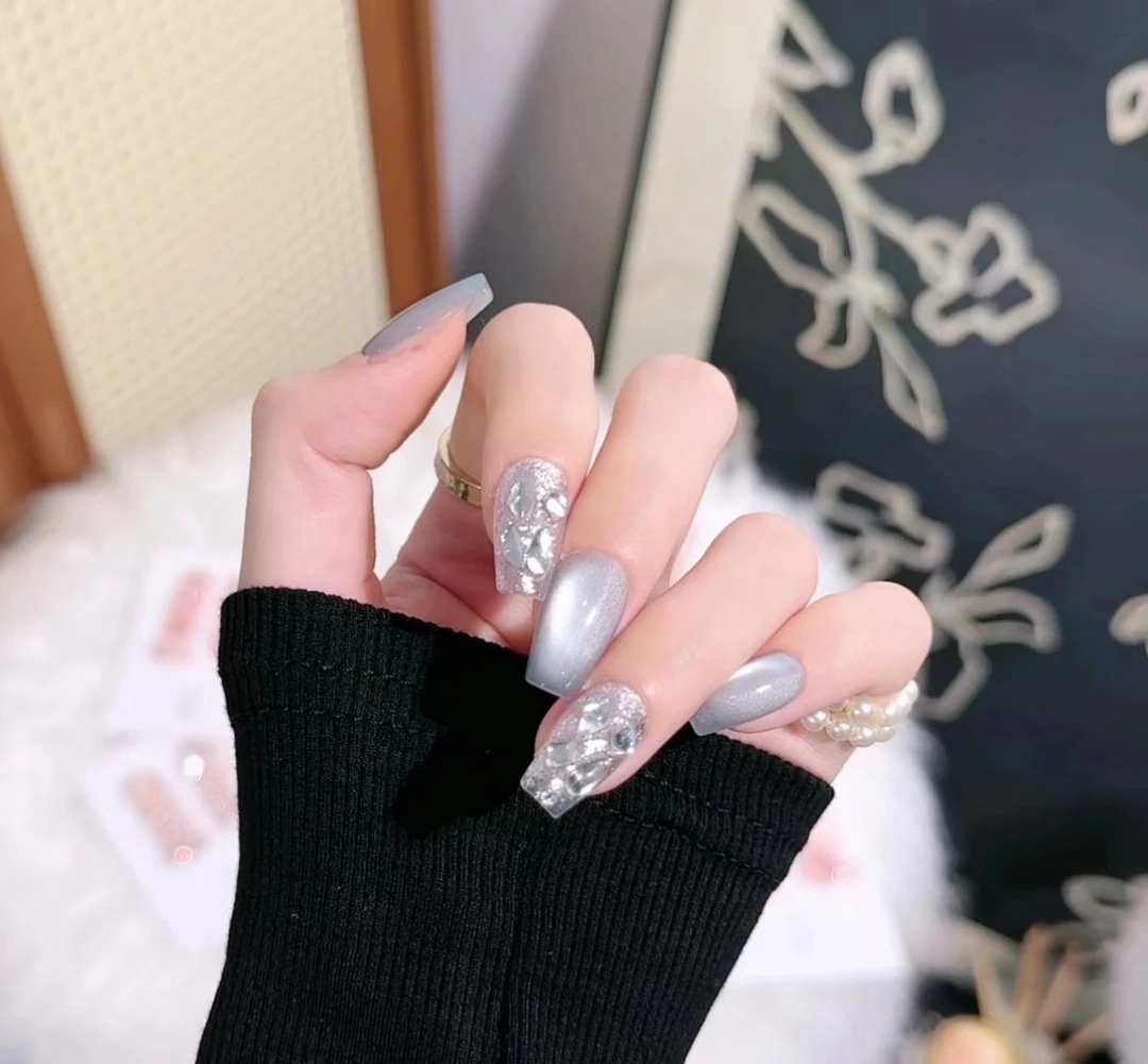 彩妤「冰岛极夜」纯手工穿戴甲显白可拆卸穿戴甲 CY-80