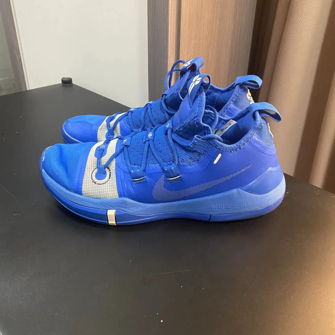 44.5 kobe ad 无原盒 鞋帮小瑕疵