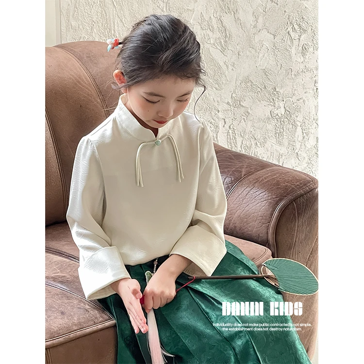 【嗒囜】童装新中式汉服上衣肌理感缎面长袖衬衫春秋季儿童立领衬衣