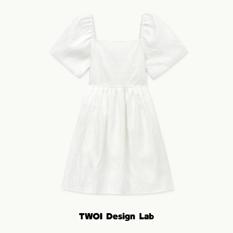 TWOI Design Lab “水波裙”特别的小白裙！「A摆纱连衣裙」