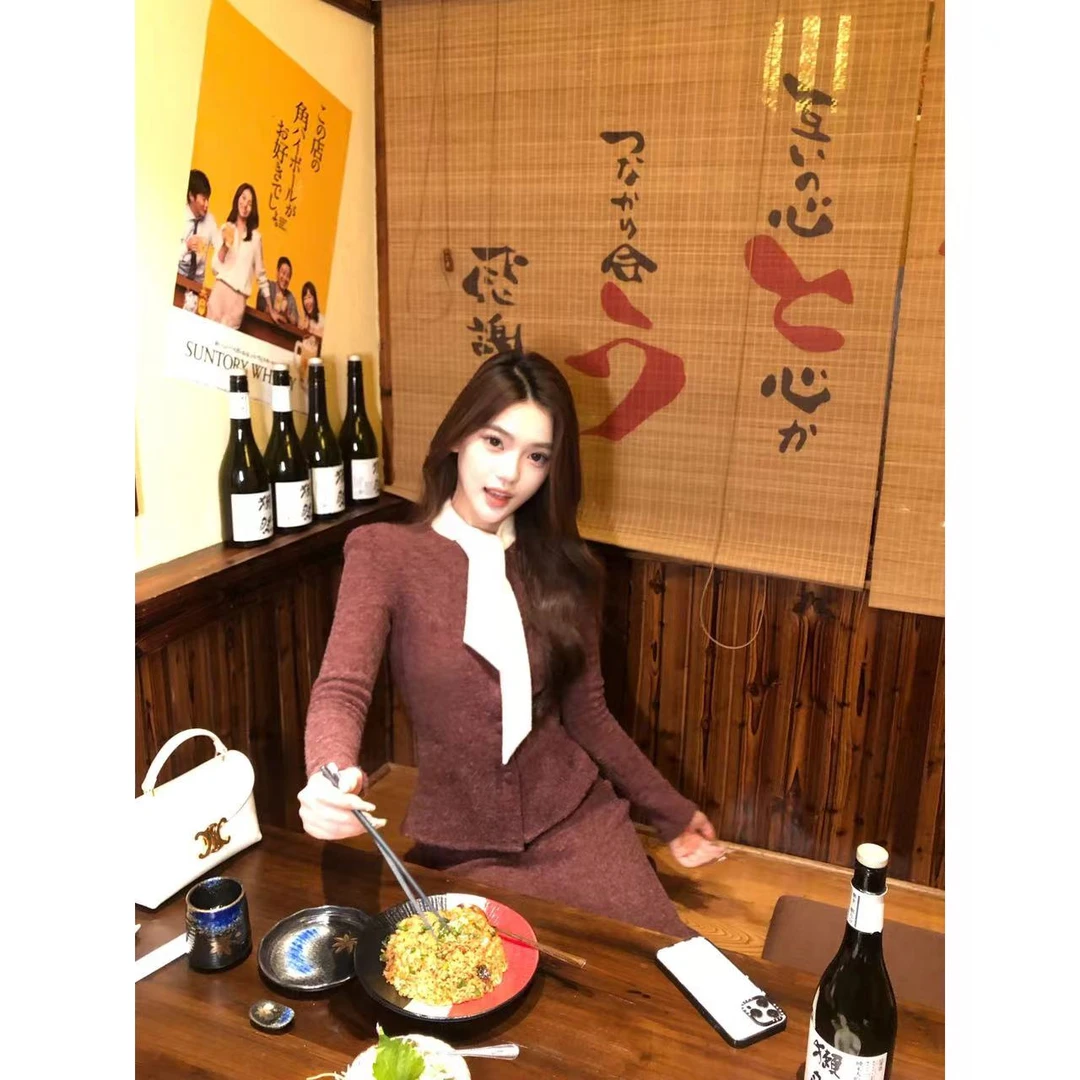 【名媛派对】气质设计感收腰显瘦氛围感针织上衣+包臀半裙TT1108