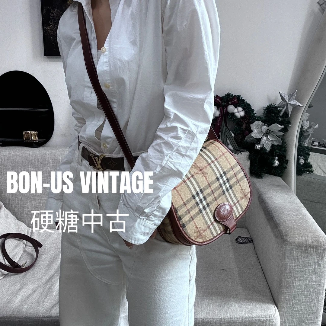 95新 BURBERRY/博柏利 /616900/马鞍斜挎