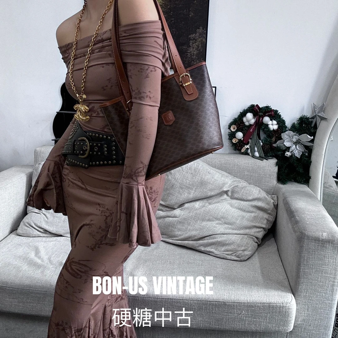 95新 Celine/思琳 617328/发财桶