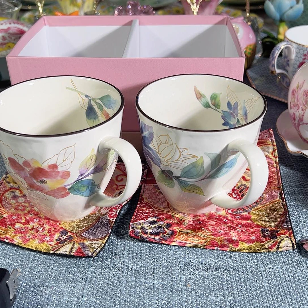 茶盏35354547575858586858433