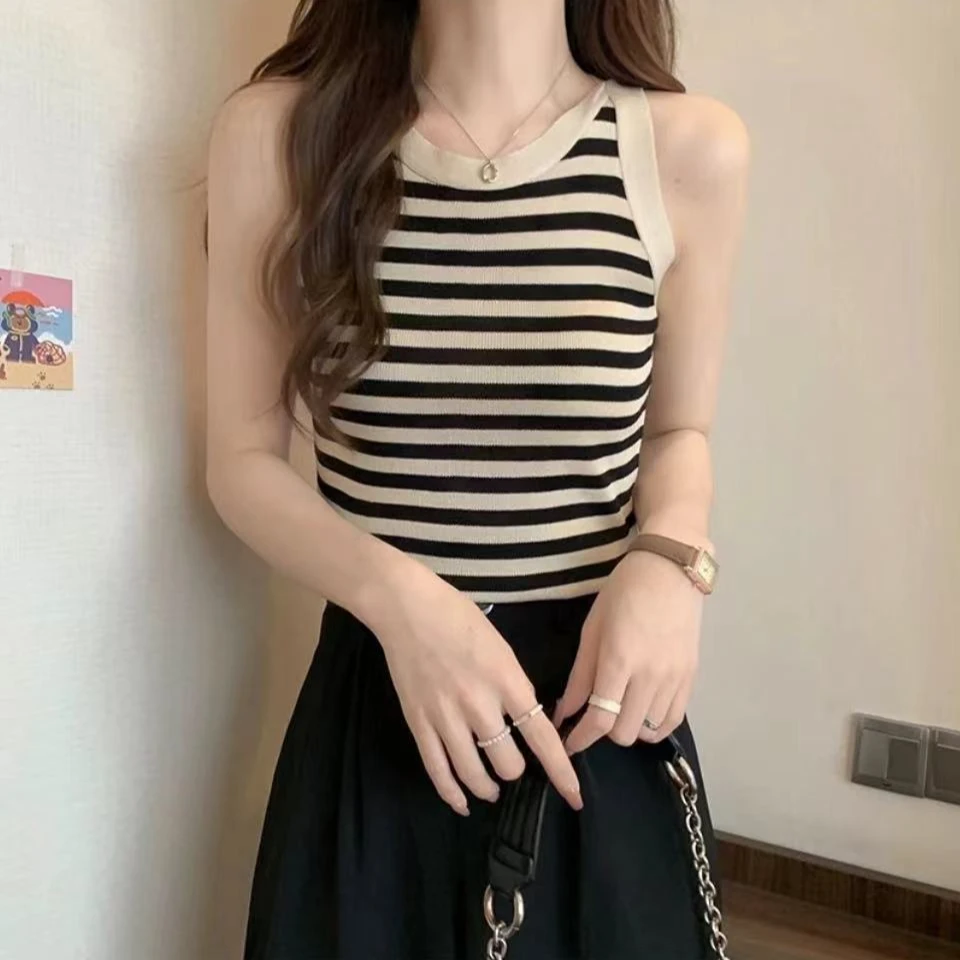 茶里茶气上衣女夏季挂脖条纹针织吊带背心外穿设计感小众冰丝内搭