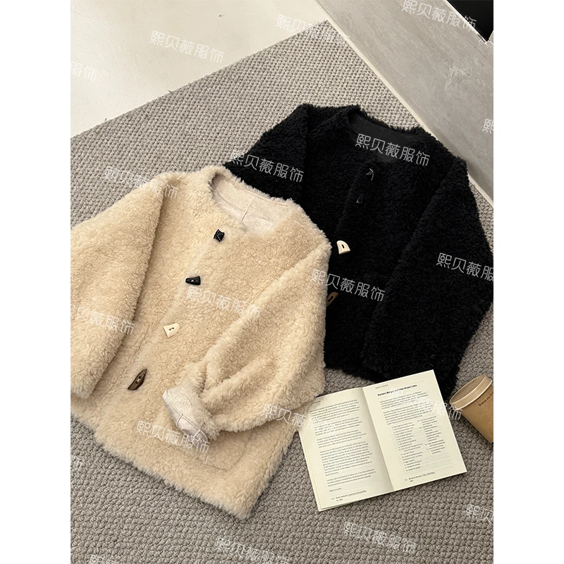 熙贝薇6 【太妃榛果】冬季欧货牛角扣设计感纽扣全羊毛外套 D8758