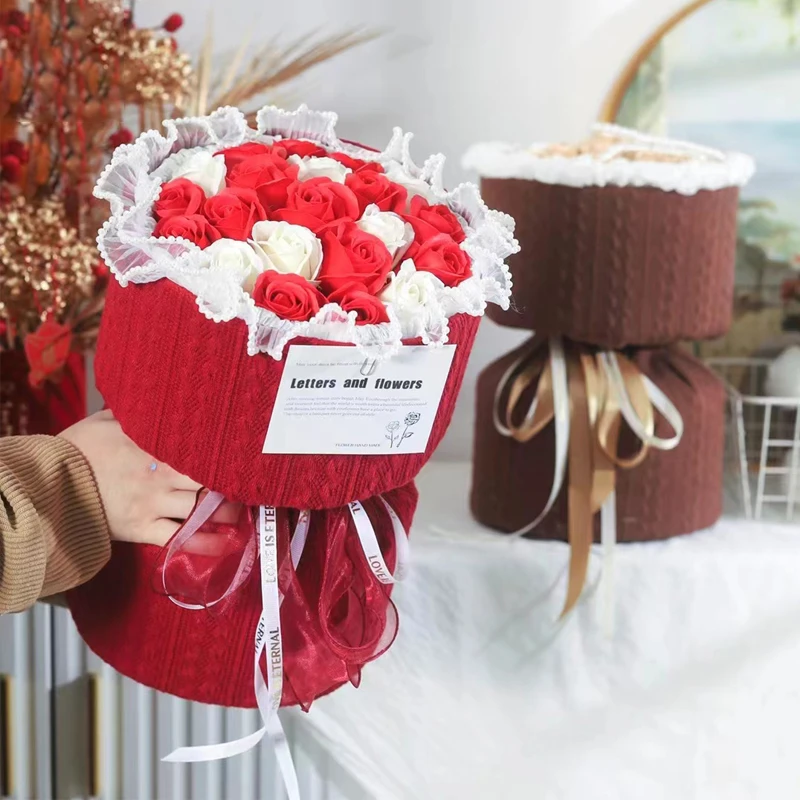 【V5】针织小香风圆形花束包装草莓布 玫瑰鲜花包装资材花艺花店