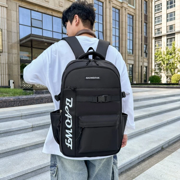 时尚品味时尚双肩包让你更加有品位